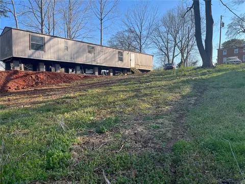 126 Highside Dr, Central, SC 29630 photo 2