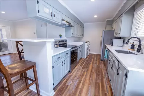 32 Commodore Dr, Salem, SC 29676 photo 7