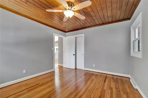 218 Yeoman Dr, Easley, SC 29640 photo 4