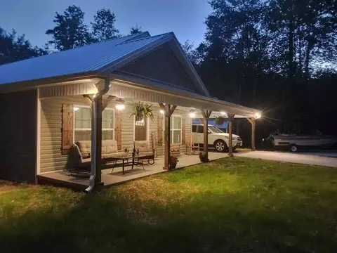 314 N Isundega St, Westminster, SC 29693