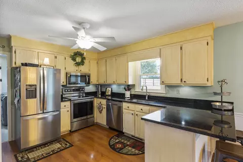 200 Evans Dr, Central, SC 29630 photo 13