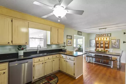 200 Evans Dr, Central, SC 29630 photo 12