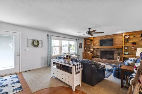 200 Evans Dr, Central, SC 29630 photo 8