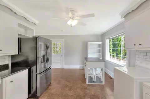 16 E Washington Cir, Honea Path, SC 29654 photo 7