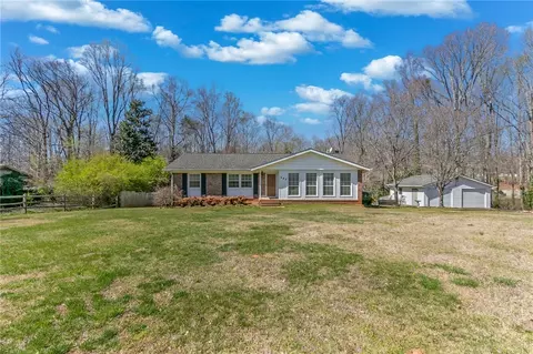 342 Red Hill Rd, Pickens, SC 29671