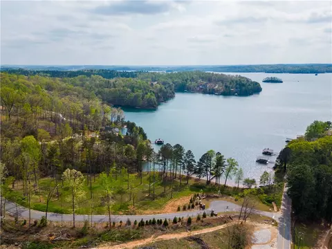 112 Woodhaven Way, Six Mile, SC 29682