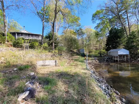 504 Amber Hill Cir, Cross Hill, SC 29332
