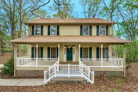 119 Jones Ct, Central, SC 29630