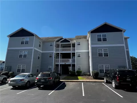 182 University Village Dr #K, Central, SC 29630