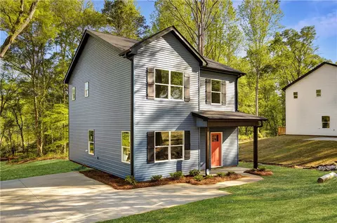 35 Parker St, Pelzer, SC 29669 photo 3