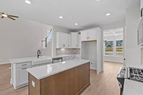 208 Maverick Trl, Central, SC 29630 photo 13