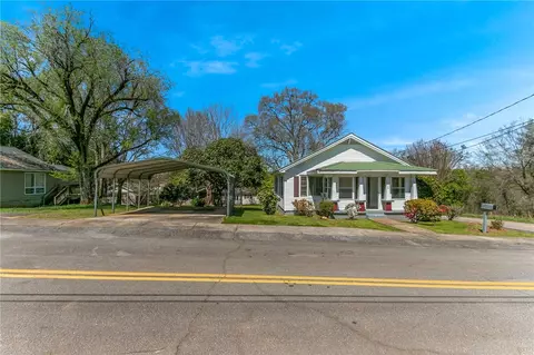 329 E Baker St, Pickens, SC 29671 photo 4