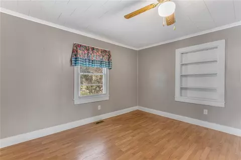 329 E Baker St, Pickens, SC 29671 photo 18