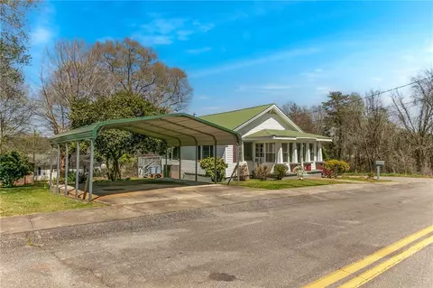 329 E Baker St, Pickens, SC 29671 photo 5