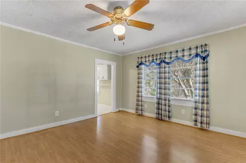 329 E Baker St, Pickens, SC 29671 photo 8