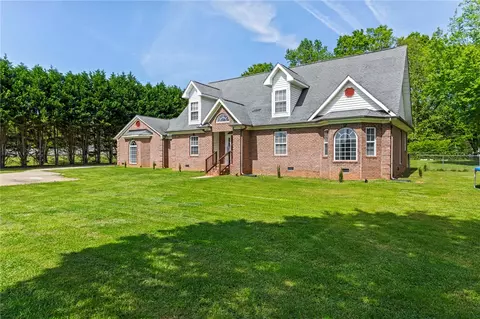 9565 Augusta Rd, Pelzer, SC 29669 photo 7
