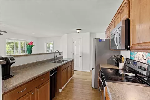 9565 Augusta Rd, Pelzer, SC 29669 photo 11