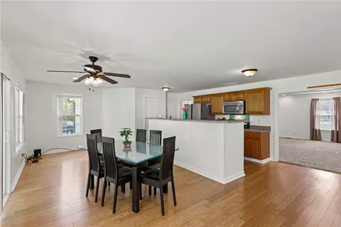 9565 Augusta Rd, Pelzer, SC 29669 photo 4
