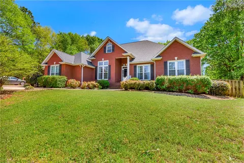 712 Brown Rd, Anderson, SC 29621