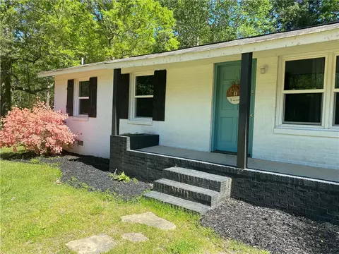 502 Taylor Rd, Honea Path, SC 29654 photo 2
