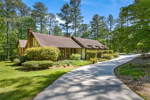 1054 Marett Rd, Pendleton, SC 29670