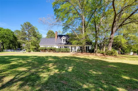 406 Jameson Dr, Piedmont, SC 29673