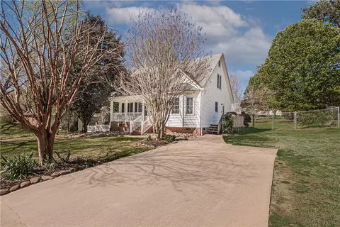 211 Cone Dr, Liberty, SC 29657