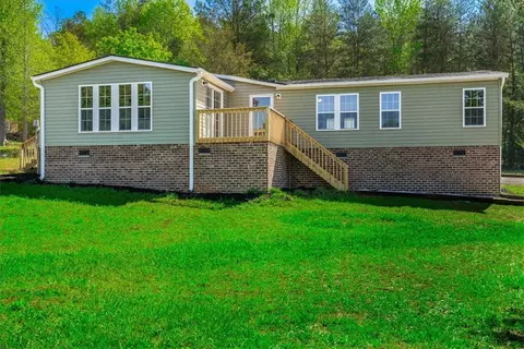 114 Bridwell Rd, Six Mile, SC 29682