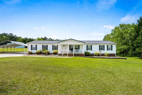 1859 Brown Rd, Starr, SC 29684