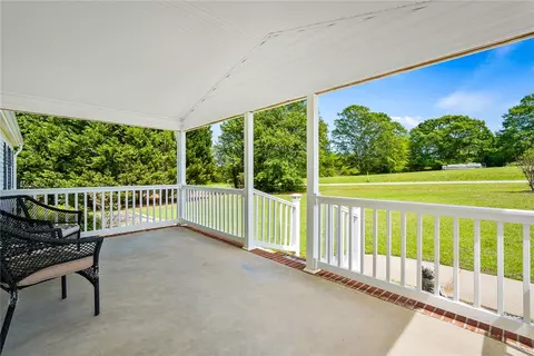 1859 Brown Rd, Starr, SC 29684 photo 4