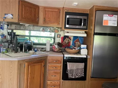 414 Kinston Loop Dr, Westminster, SC 29693 photo 9