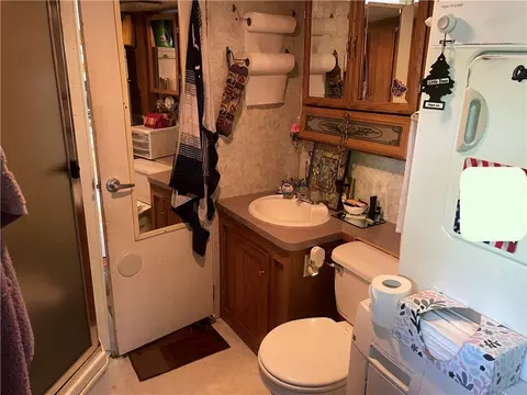 414 Kinston Loop Dr, Westminster, SC 29693 photo 13