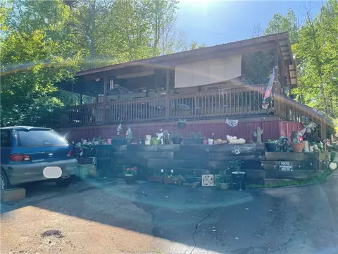 414 Kinston Loop Dr, Westminster, SC 29693 photo 2
