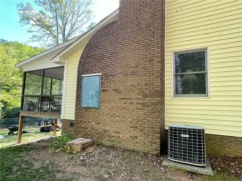 1038 Porter Rd, Pendleton, SC 29670 photo 9