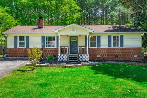 208 Cone Dr, Liberty, SC 29657