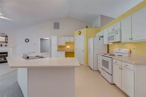 280 Rivers Edge Dr, Easley, SC 29642 photo 8