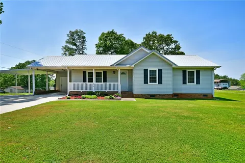 222 Broadway Lake Rd, Anderson, SC 29621