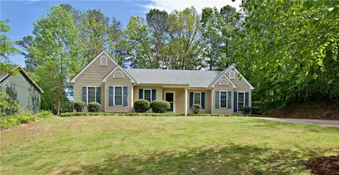 311 Forest Creek Dr, Seneca, SC 29678