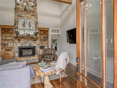 518 Lariat Loop, Seneca, SC 29672 photo 8