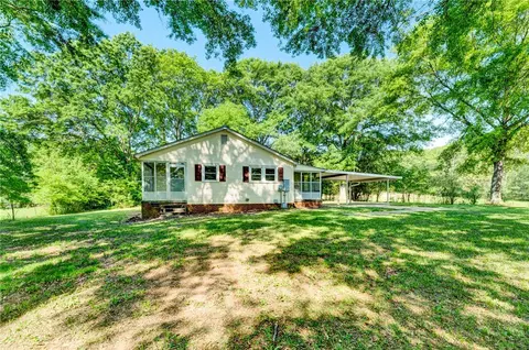 105 Hampton Rd, Williamston, SC 29697