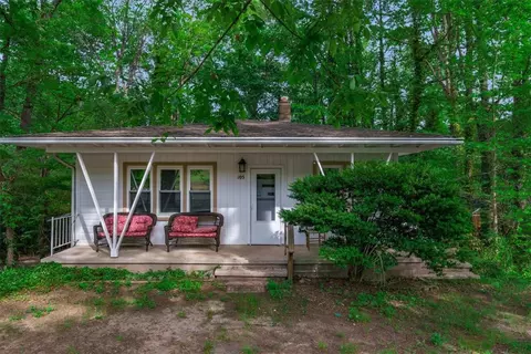 105 Nettles Rd, Clemson, SC 29631