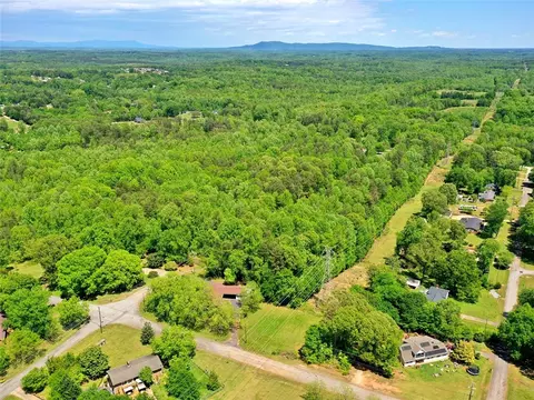 200 Powers Dr, Easley, SC 29640 photo 37