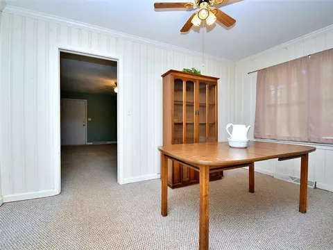200 Powers Dr, Easley, SC 29640 photo 13