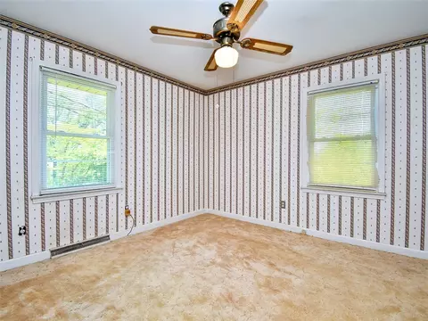 200 Powers Dr, Easley, SC 29640 photo 16