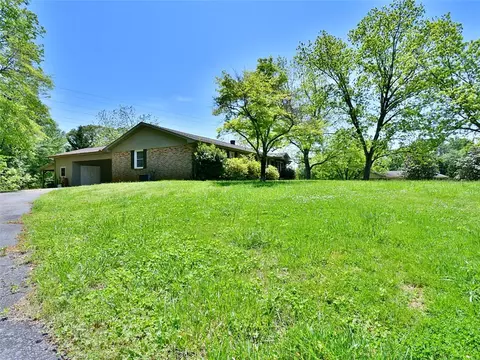 200 Powers Dr, Easley, SC 29640 photo 5