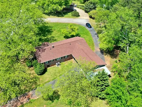 200 Powers Dr, Easley, SC 29640 photo 33