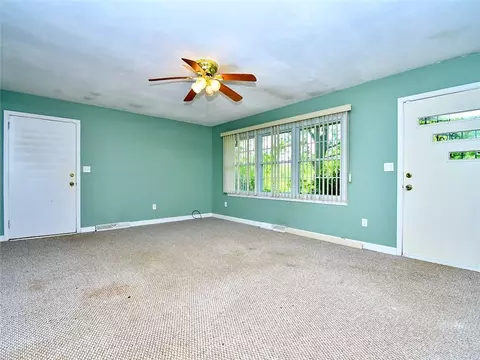 200 Powers Dr, Easley, SC 29640 photo 14