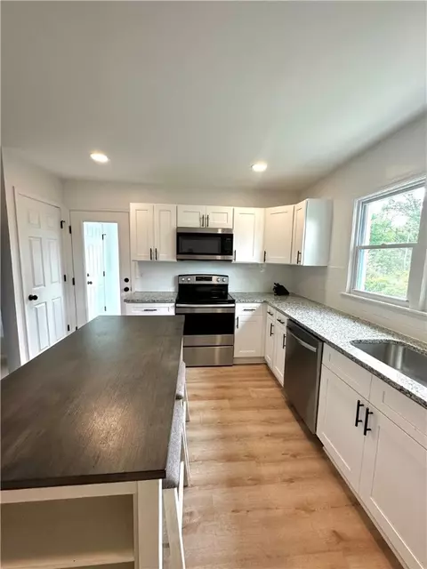 908 Mitchell Dr, Seneca, SC 29678 photo 16