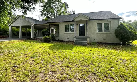 908 Mitchell Dr, Seneca, SC 29678 photo 3
