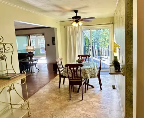 178 Pine Lake Dr, Easley, SC 29642 photo 8